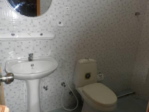 Mccarthy Guesthouse Канди Экстерьер фото